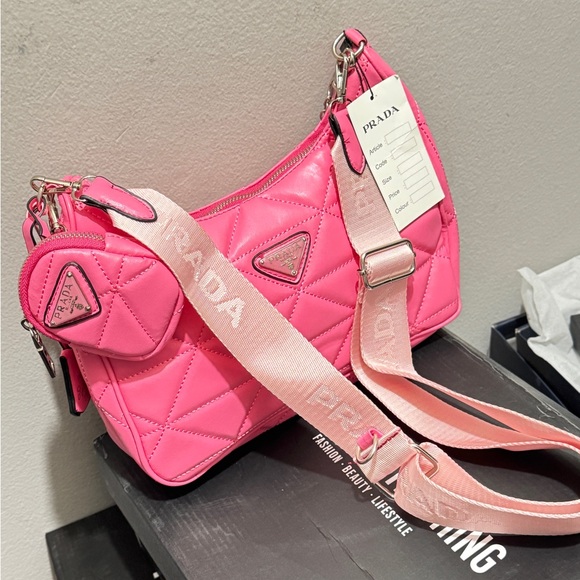 Prada Hand bag - Picture 3 of 4